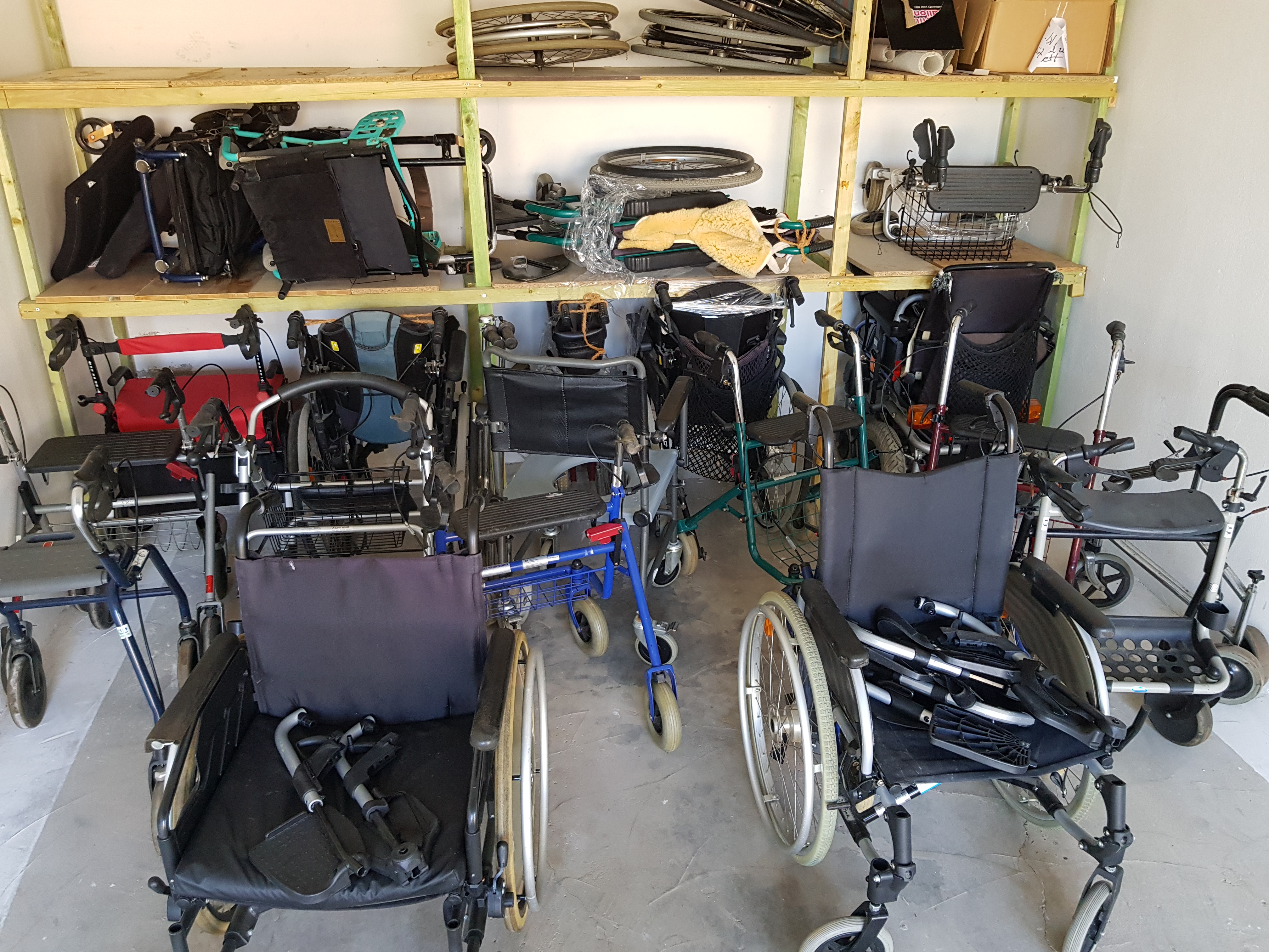 2022-03-18-Rollstuhl & Rollator Spende für die Urkaine-Hilfe-03